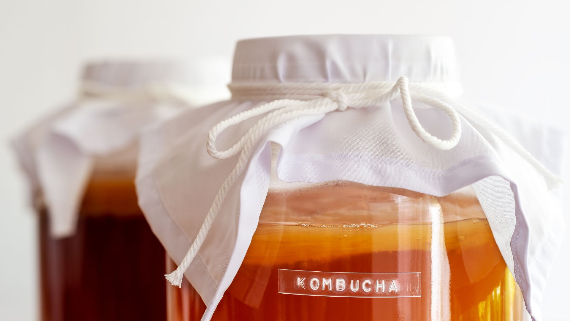 Descubre el Arte de Hacer Kombucha en Casa: Una Guía Paso a Paso